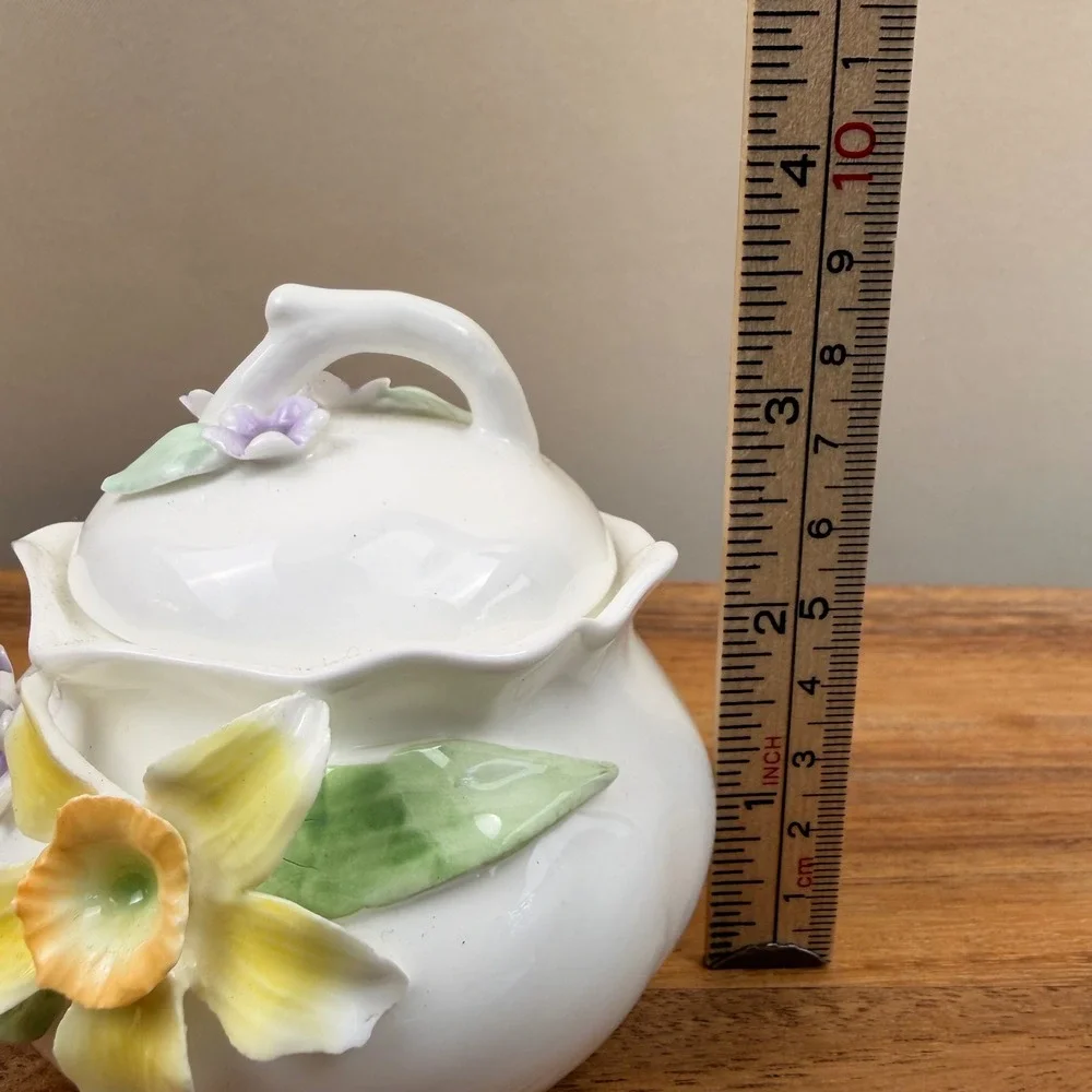 Daffodil Philippines Fine Bone China Creamer & Sugar Set 3D Floral White Yellow